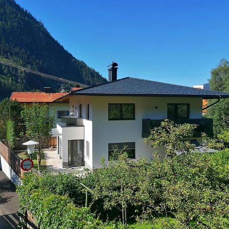 Apart Lisa Mayrhofen Exterior foto